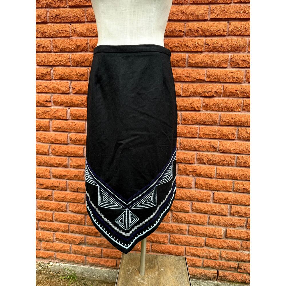 Oscar de la Renta Black A-Line Skirt with White Accents